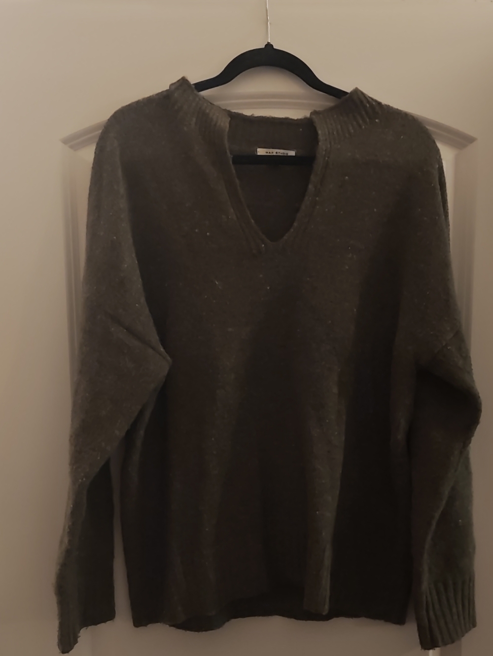 Max Studio London Olive Green V-Neck Sweater